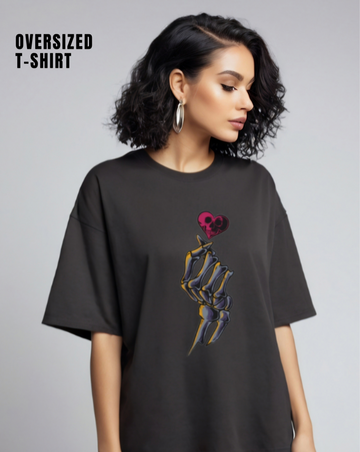 Skull & Heart - Oversized T-Shirt